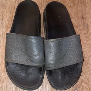 Gucci Slides color gray